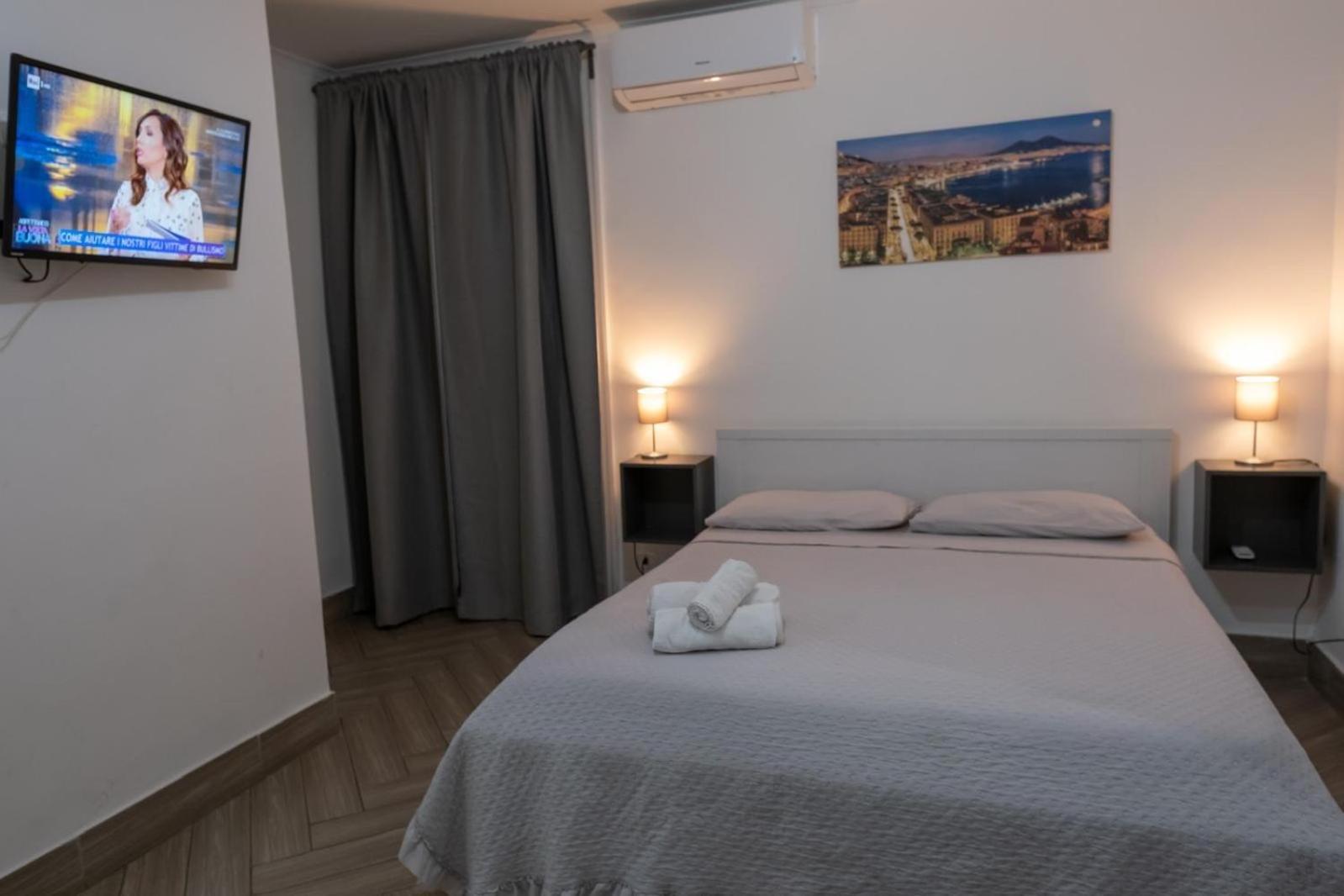 Toledo Road 429 Hotel Наполи Екстериор снимка